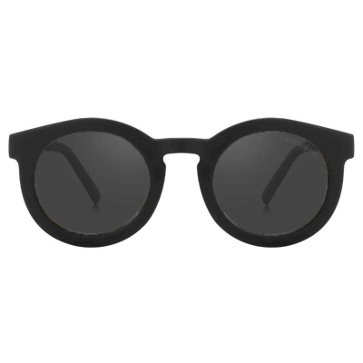 Óculos de sol preto com lentes escuras e armação arredondada