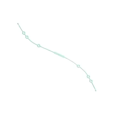 Colar fino prateado com pingentes redondos