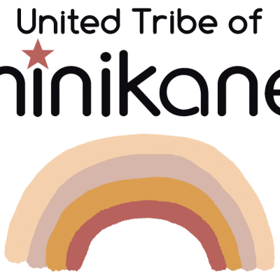 Logotipo United Tribe of minikane com estrela e arco-íris colorido