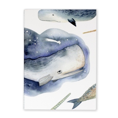 Caderno com capa ilustrada de baleia-cachalote em estilo aguarela