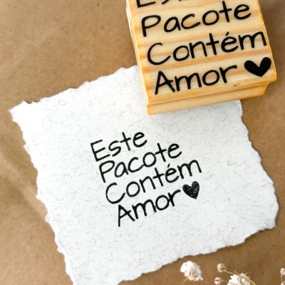 Carimbo&#x20;-&#x20;Este&#x20;pacote&#x20;cont&#x00E9;m&#x20;Amor&#x20;-&#x20;4x4cm