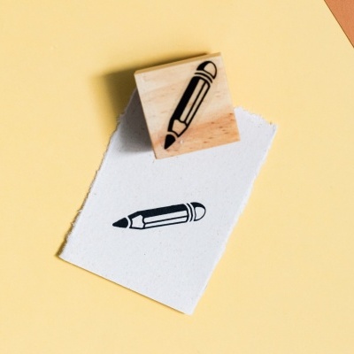 Carimbo&#x20;-&#x20;L&#x00E1;pis&#x20;-&#x20;3x3cm