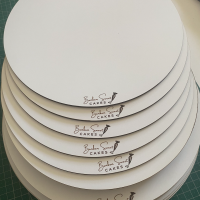 Cake&#x20;board&#x20;&#x28;Tabuleiro&#x29;&#x20;-&#x20;3mm&#x20;&#x20;&#x28;Pedido&#x20;m&#x00ED;nimo&#x20;de&#x20;5&#x20;unidades&#x29;