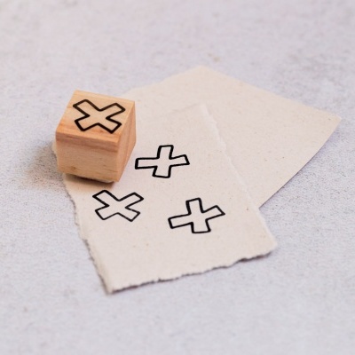 Carimbo&#x20;-&#x20;X&#x20;-&#x20;2x2cm