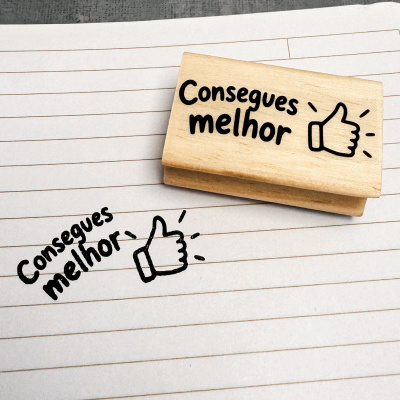 Carimbo&#x20;-&#x20;Consegues&#x20;melhor&#x20;-&#x20;3x5cm