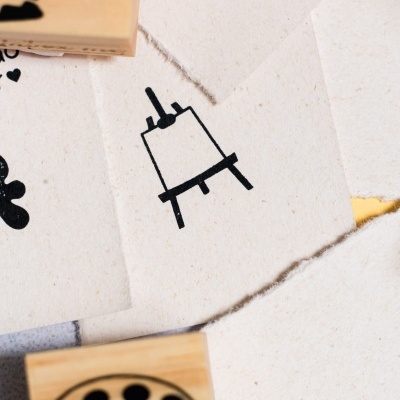 Carimbo&#x20;-&#x20;Cavalete&#x20;de&#x20;pintura&#x20;-&#x20;3x3cm