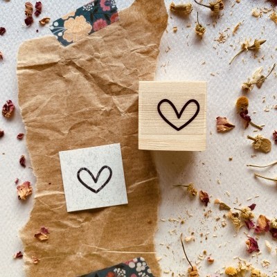 Carimbo&#x20;-&#x20;Cora&#x00E7;&#x00E3;o&#x20;vazado&#x20;-&#x20;3x3cm