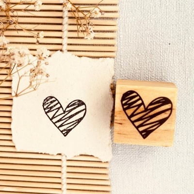 Carimbo&#x20;-&#x20;Cora&#x00E7;&#x00E3;o&#x20;Riscado&#x20;-&#x20;3x3cm