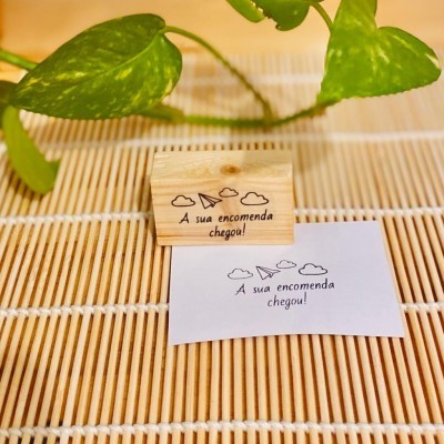 Carimbo&#x20;-&#x20;A&#x20;sua&#x20;encomenda&#x20;chegou&#x20;-&#x20;3x5cm