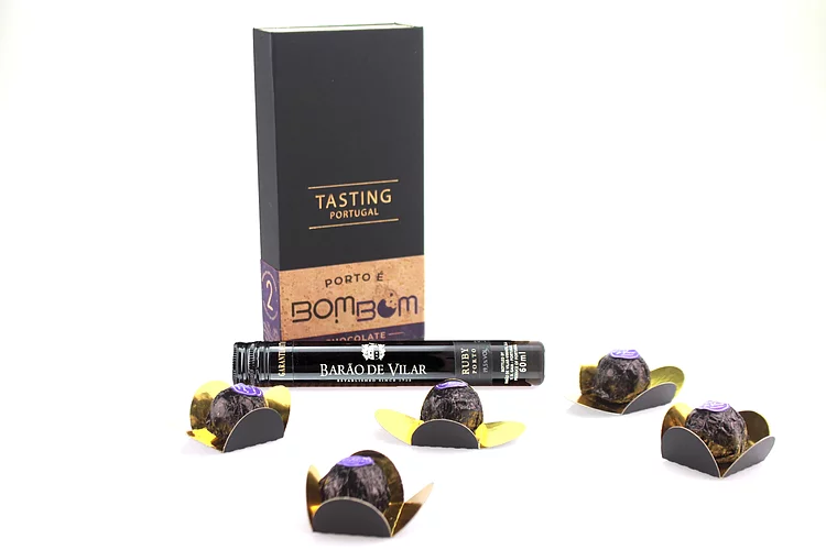 Porto é BomBom - Edição de Natal Conjunto de chocolates Bombom Porto de Portugal com embalagem e bombons decorados