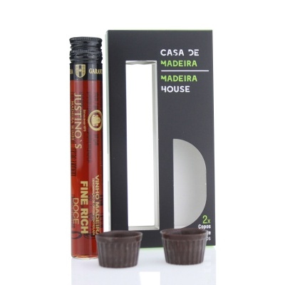 https://www.unboxportugal.com/product/casa-de-madeira