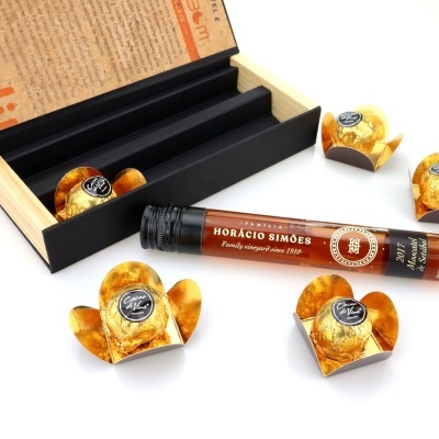 https://www.unboxportugal.com/product/moscatel-e-bombom