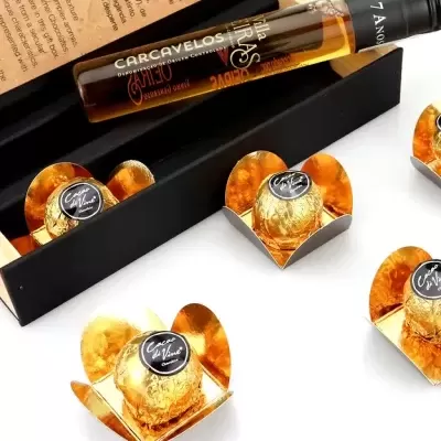 https://www.unboxportugal.com/product/carcavelos-e-bombom