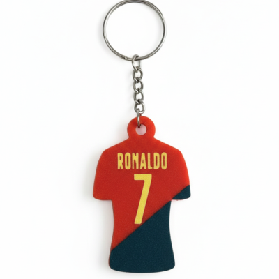 Porta-chaves em forma de camisola de futebol vermelha e azul com nome RONALDO e número 7 amarelo