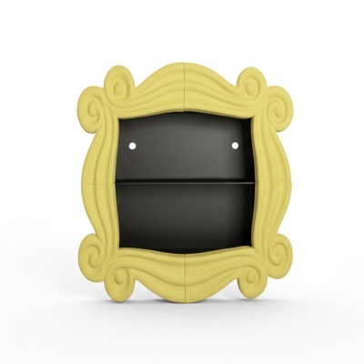 Estante de parede amarela com moldura curva e interior preto