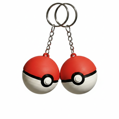 Porta-chaves em forma de Pokébola, vermelho, branco e preto, com argolas metálicas