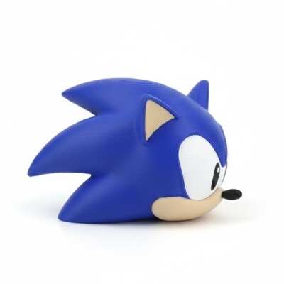 Figura decorativa personagem Sonic azul em fundo branco