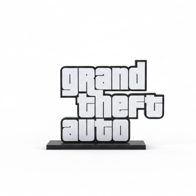 Objeto decorativo com o texto grand theft auto em relevo