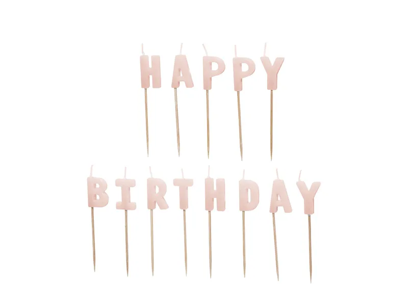 Velas em forma de letras cor-de-rosa com os dizeres HAPPY BIRTHDAY em palitos de madeira