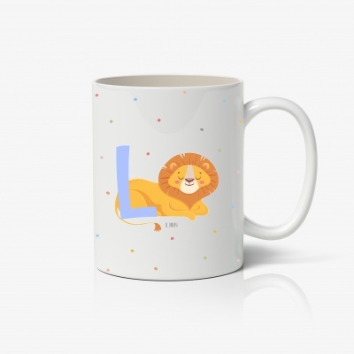 Caneca branca com desenho de leão e letra L colorida