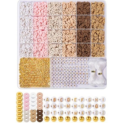 Miçangas para bijuteria em caixa plástica com várias cores e letras alfabéticas