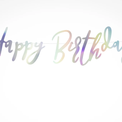 Banner decorativo com texto Happy Birthday em cores pastel pendurado