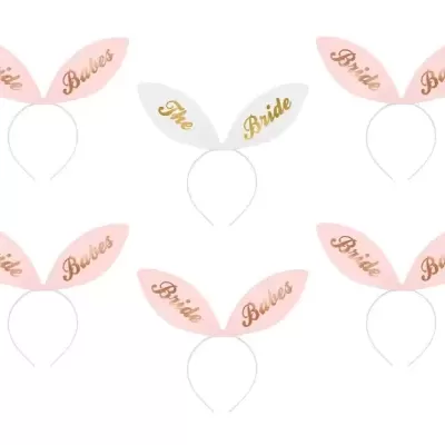 Conjunto de tiaras com orelhas de coelho cor-de-rosa e branca com texto Bride e Brides em dourado