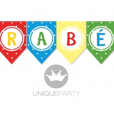 Faixa decorativa colorida com letras 'PARABÉNS' e ursinho nas extremidades