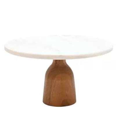 Suporte para bolos com base em madeira e tampo em mármore.