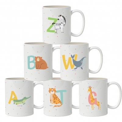 Conjunto de seis canecas brancas com desenhos de animais e letras coloridas