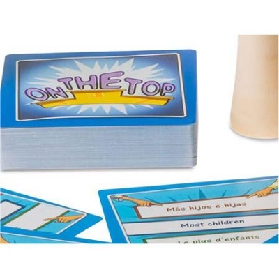 Jogo de cartas ON THE TOP com cartas e peça de madeira