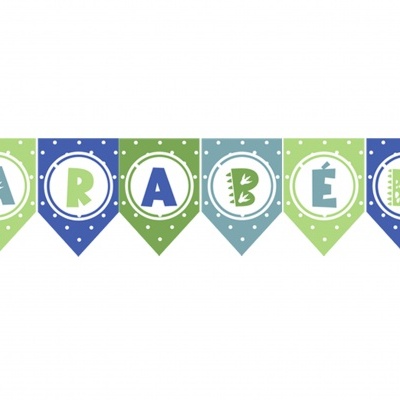 Faixa decorativa com letras 'PARABÉNS' e imagens de animais em bandeirolas coloridas