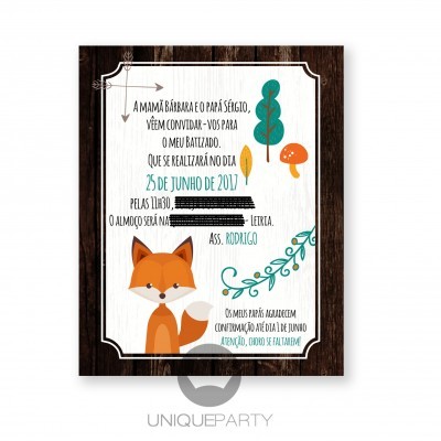 Convite de batizado com raposa, cogumelos e árvore em design rústico