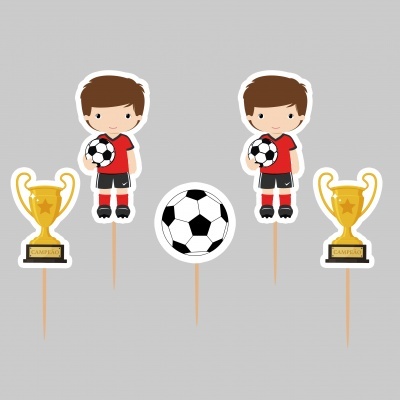 Toppers para bolo com tema futebol: jogadores, bola e troféus.