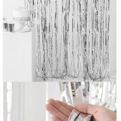 Cortina decorativa prata metálica de tiras finas brilhantes