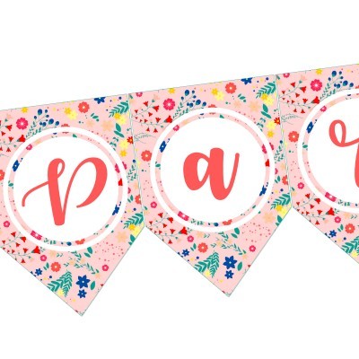 Bandeirola decorativa em papel com padrão floral e letras vermelhas