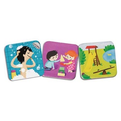 Três ilustrações quadradas coloridas de crianças a tomar banho, a brincar com blocos e parque infantil