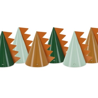 Cinco cones decorativos coloridos com recortes triangulares atrás