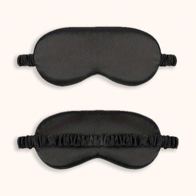 Máscara de dormir preta com elástico franzido