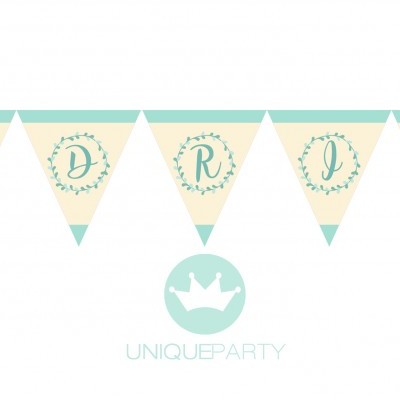 Guirlanda de bandeirolas com letras e imagens de raposas para festa