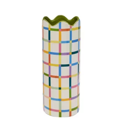 Vaso cerâmico cilíndrico com padrão multicolorido e borda ondulada verde.