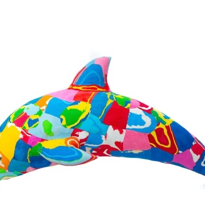 Pelúcia golfinho patchwork colorido