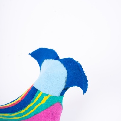 Meia colorida com padrão listrado multicolor