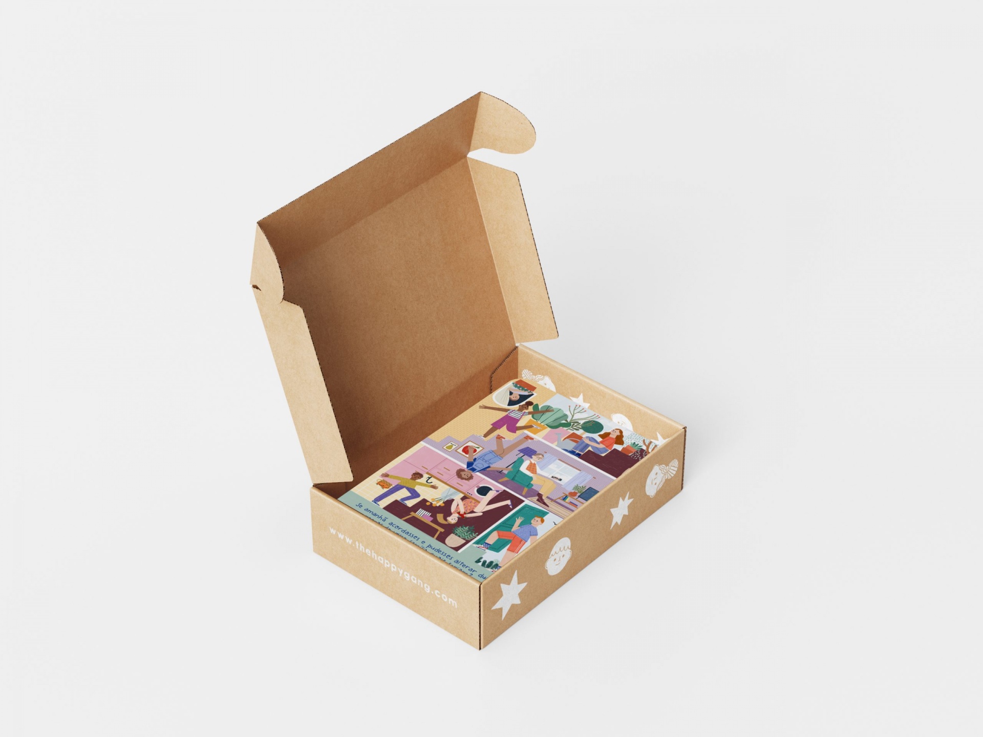 Caixa de cartão castanho aberta com cartas coloridas dentro