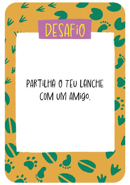 Cartão com moldura amarela com pegadas e texto de desafio em português