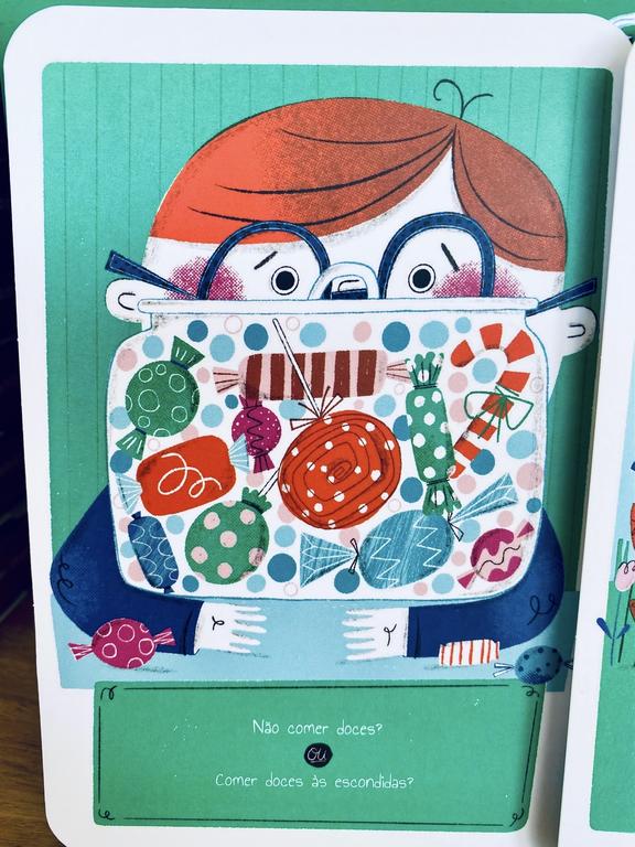 Ilustração de menino com caixa colorida de doces e texto em português sobre fundo verde