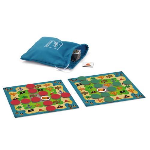 Jogo de tabuleiro com fichas vermelhas e verdes e saco azul