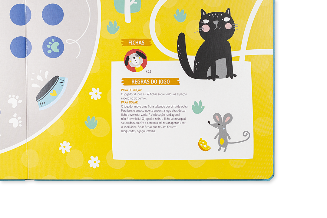 Jogo de tabuleiro amarelo com ilustrações de gato preto, rato cinzento e texto em português sobre regras do jogo