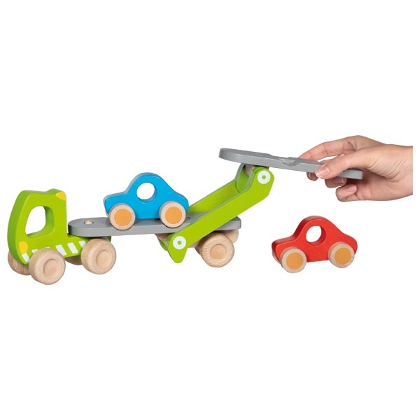 Brinquedo de madeira camião verde com carros azul e vermelho
