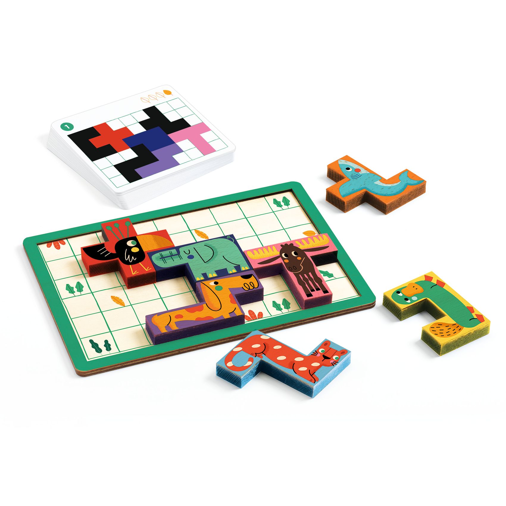 Jogo de tabuleiro com peças de madeira de animais coloridos e cartas com padrões geométricos.